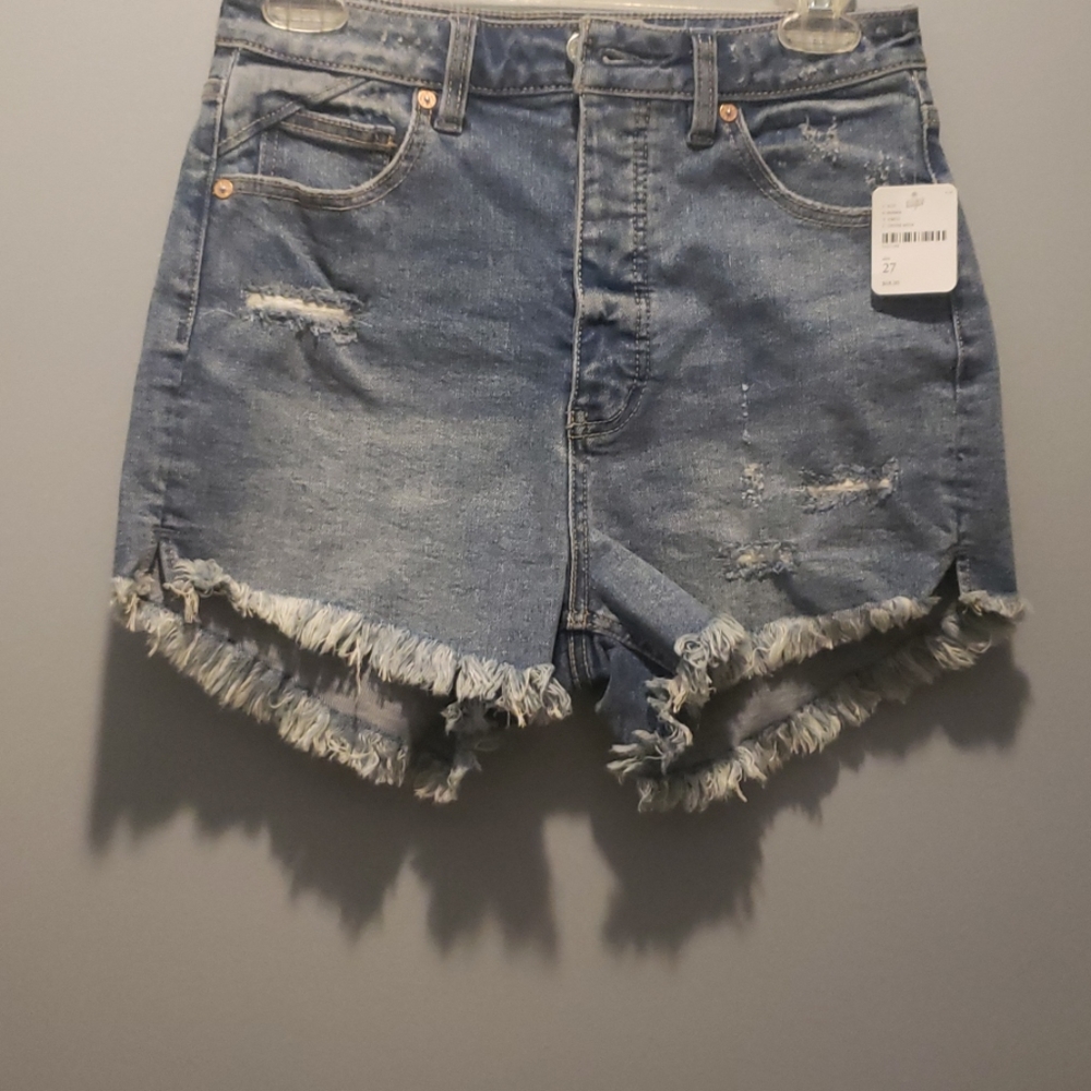Free people  denim short size 27